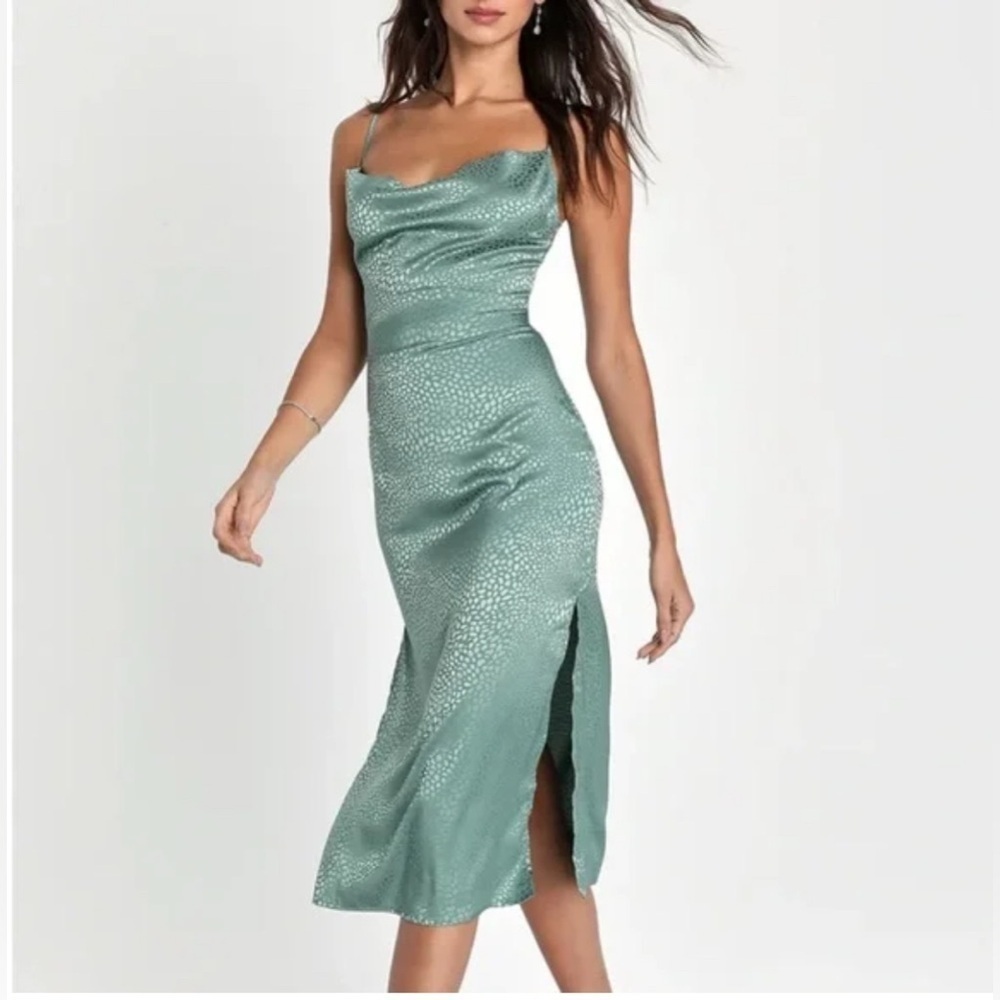 Lulus Total Stunner Sage Green Satin Jacquard Cowl Neck Midi Dress XS NWT
